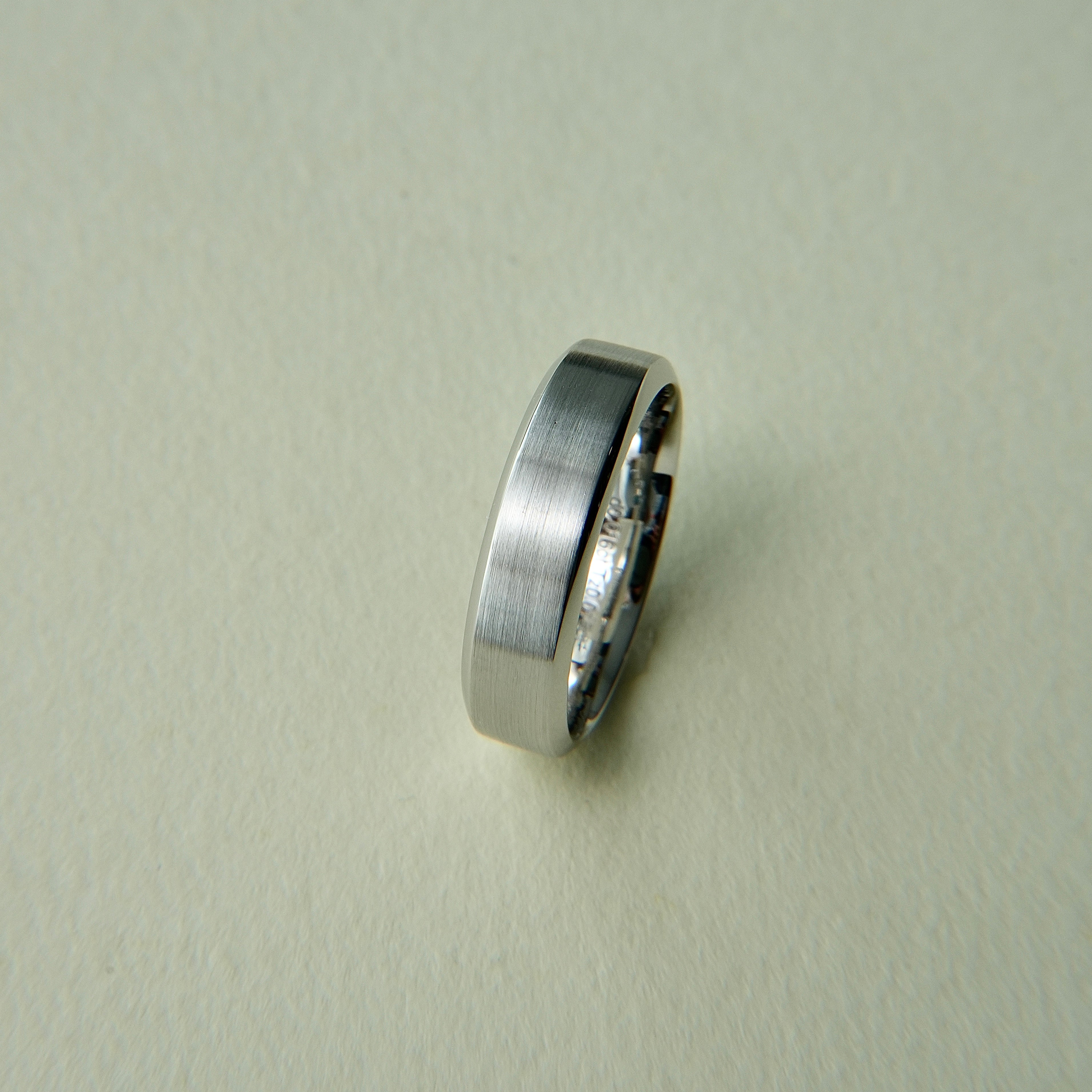 Beveled Edge Men's Wedding Band